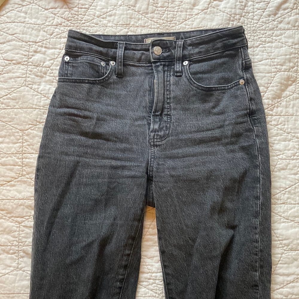 Madewell Black Curvy Perfect Vintage Straight Jeans Size 24